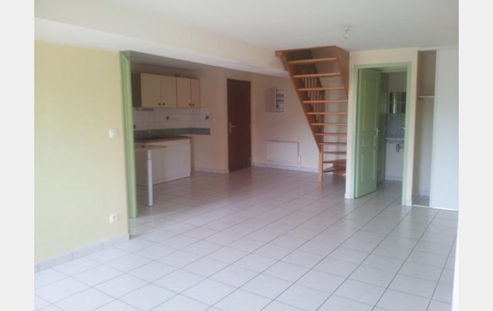 Réseau Immo-diffusion : Appartement P3  BIBOST  68 m2 490 € 