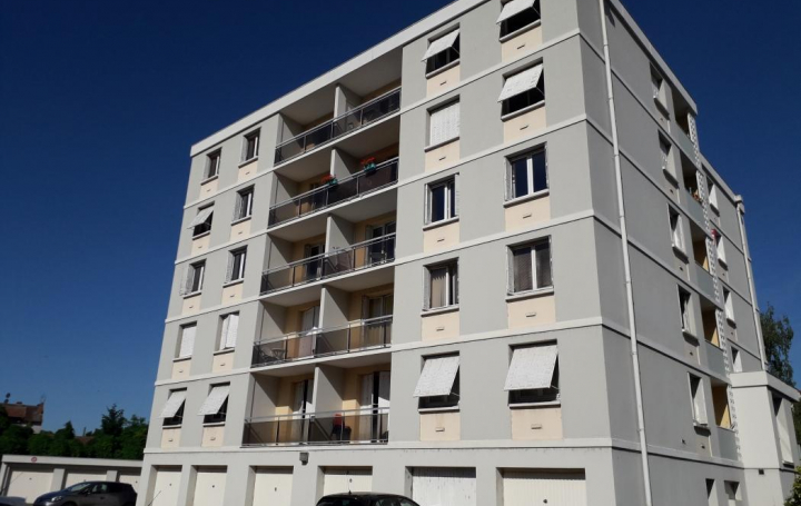 Réseau Immo-diffusion : Appartement P4  L'ARBRESLE  90 m2 215 000 € 
