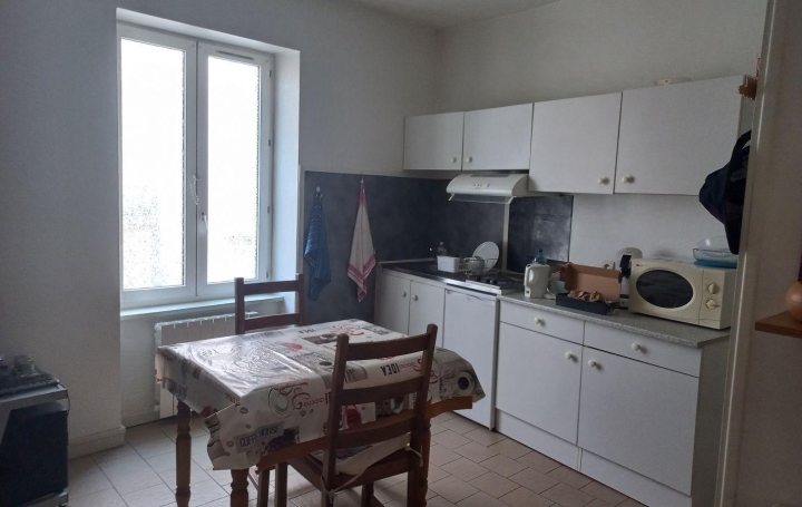 Studio SAIN-BEL (69210)  25 m2 62 000 € 