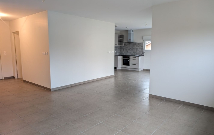 3 Pièces FLEURIEUX-SUR-L'ARBRESLE (69210)  77 m2 305 000 € 