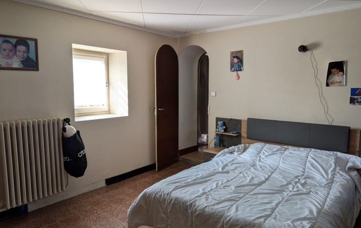 Maison SAVIGNY (69210)  138 m2 260 000 € 