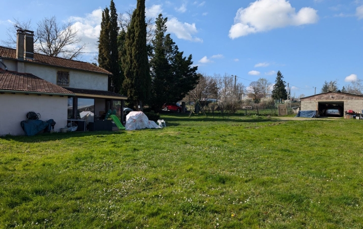 Maison SAVIGNY (69210)  138 m2 260 000 € 