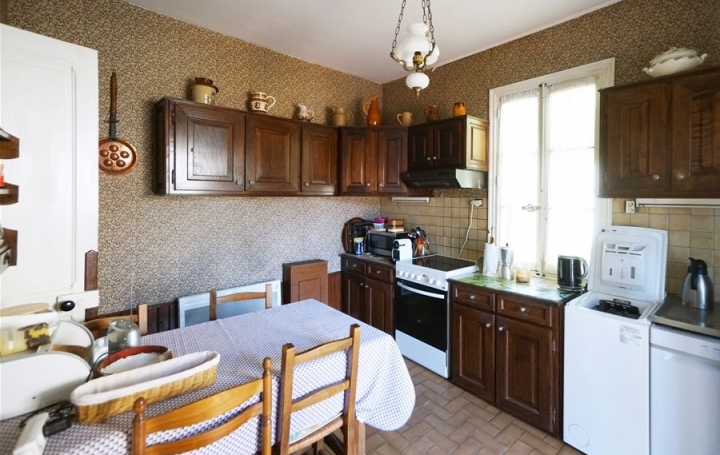 Maison FRANCHEVILLE (69340)  125 m2 519 000 € 