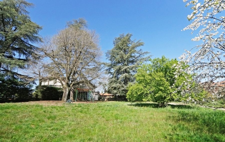 Maison FRANCHEVILLE (69340)  125 m2 519 000 € 