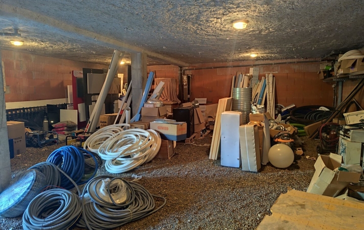 Garage L'ARBRESLE (69210)  100 m2 30 000 € 