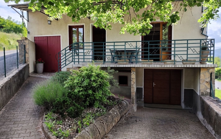Maison BESSENAY (69690)  88 m2 248 000 € 