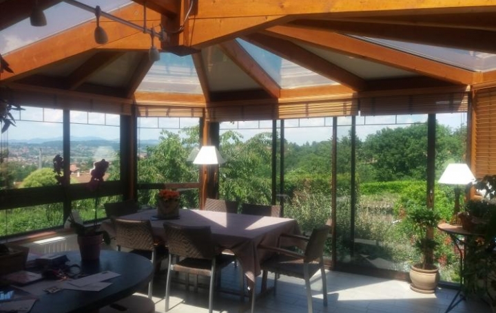 Réseau Immo-diffusion : Maison  EVEUX  145 m2 353 000 € 