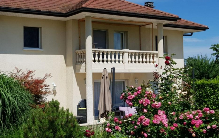 Réseau Immo-diffusion : Villa  DIVONNE-LES-BAINS  186 m2 1 095 000 € 