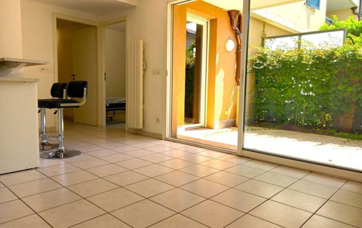 Réseau Immo-diffusion : Appartement P2  VILLE-LA-GRAND  42 m2 169 000 € 