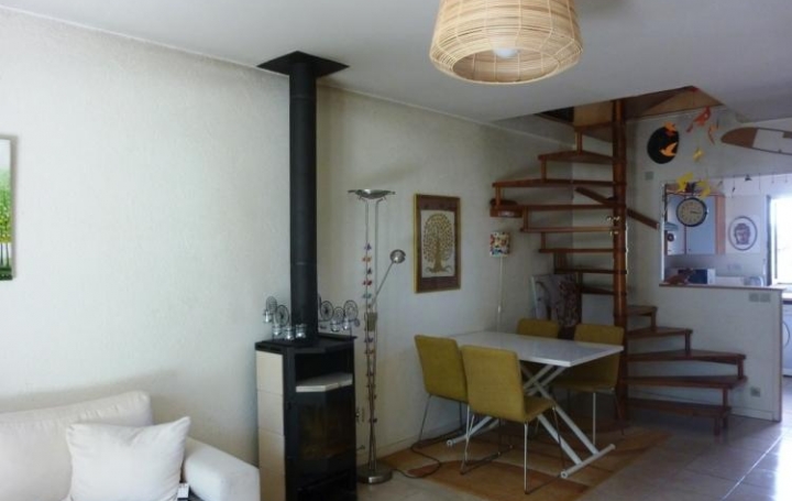 Réseau Immo-diffusion : Appartement P4  VILLE-LA-GRAND  80 m2 265 000 € 