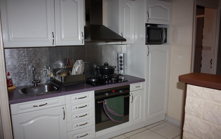 Réseau Immo-diffusion : Appartement P2  BOURAY-SUR-JUINE  38 m2 136 000 € 