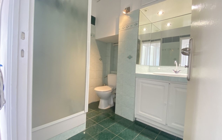 3 Pièces MARSEILLE (13012)  66 m2 875 € 