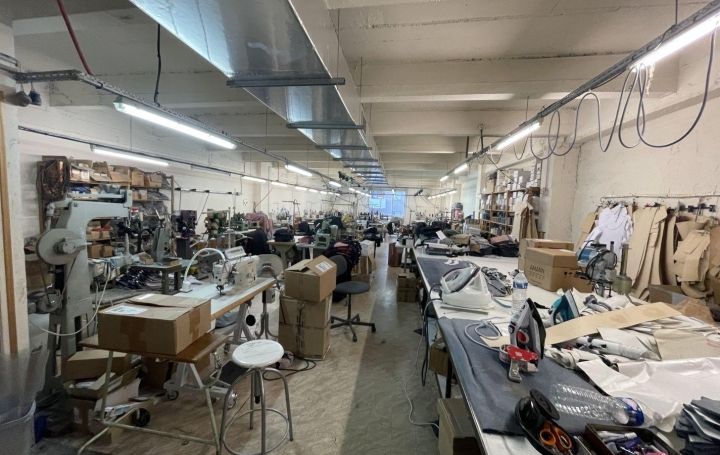 Local commercial MARSEILLE (13001)  230 m2 2 567 € 