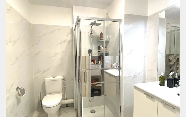 4 Pièces MARSEILLE (13012)  106 m2 2 800 € 