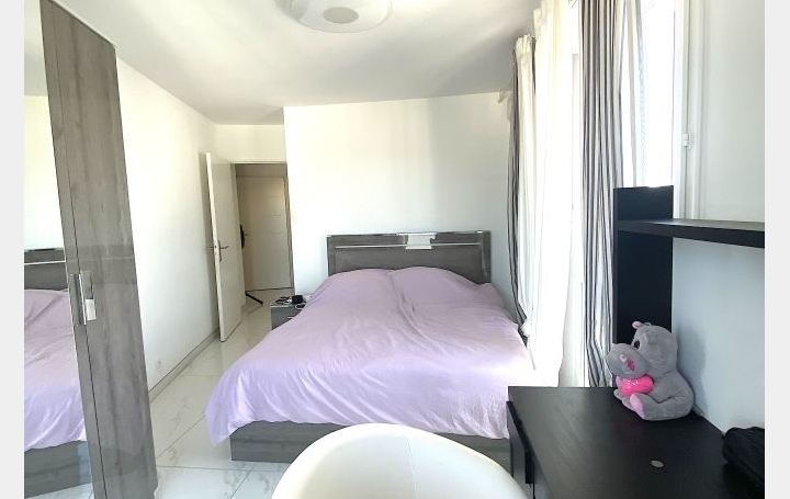 4 Pièces MARSEILLE (13012)  106 m2 2 800 € 