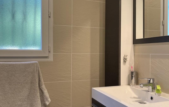 Maison MARSEILLE (13012)  80 m2 1 650 € 