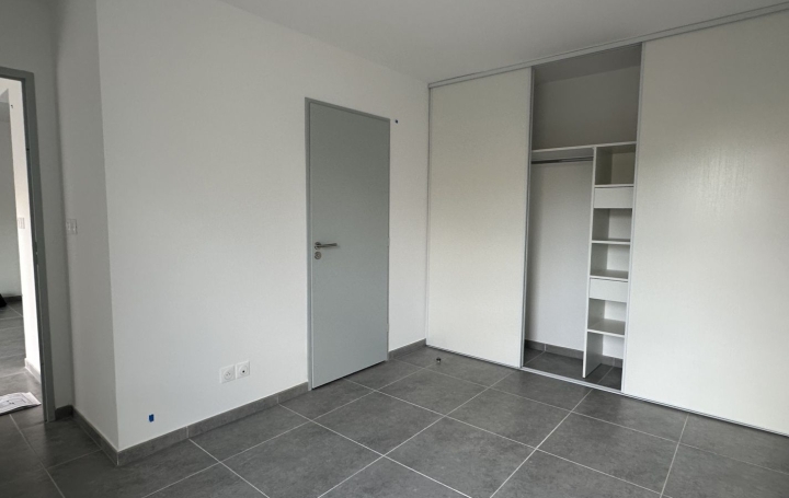 2 Pièces MARSEILLE (13004)  40 m2 800 € 