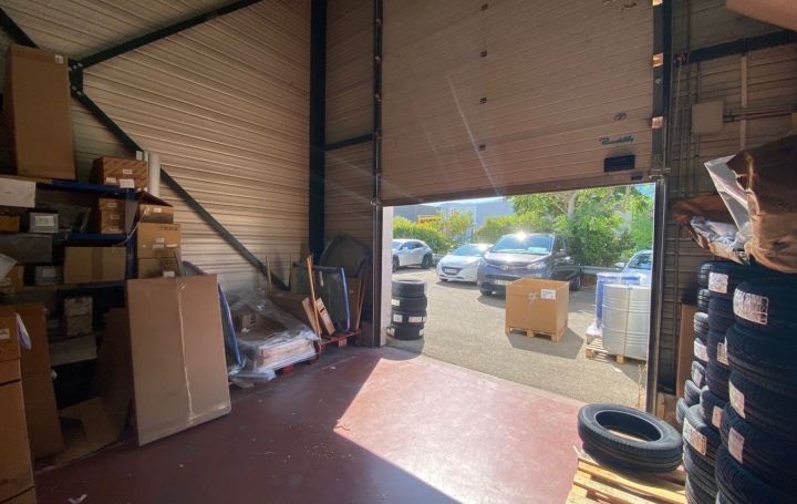 Local commercial MARSEILLE (13010)  2 365 m2 29 167 € 