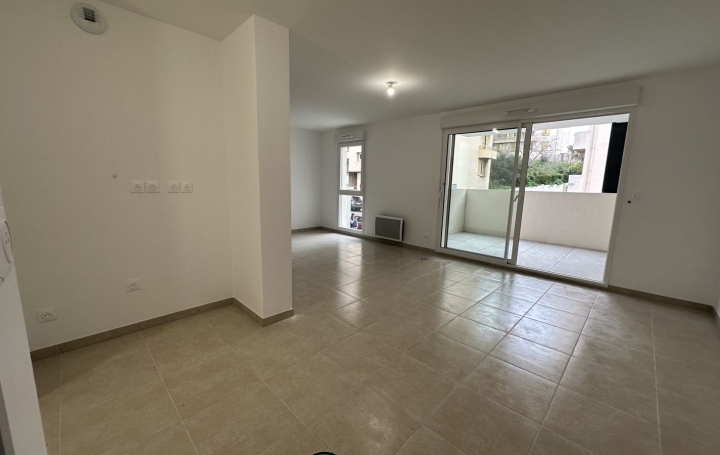 Réseau Immo-diffusion : Appartement P1  MARSEILLE 4ème 35 m2 700 € 
