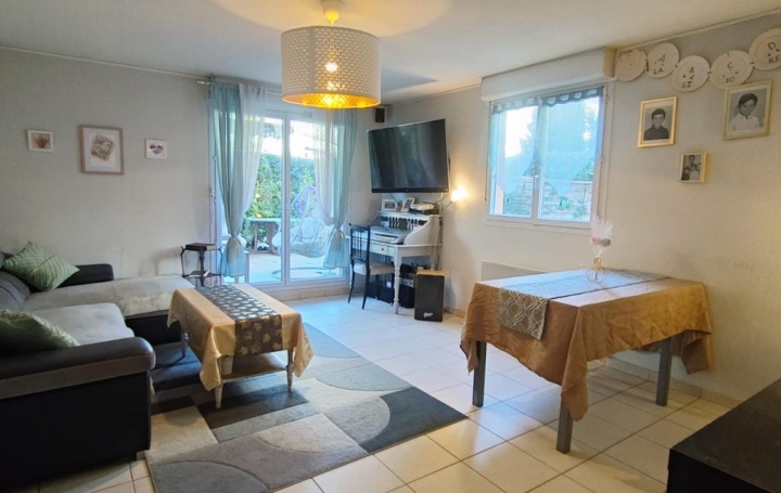 3 Pièces MARSEILLE (13014)  64 m2 1 110 € 