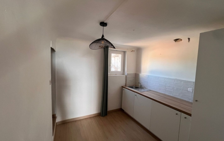 2 Pièces MARSEILLE (13011)  36 m2 630 € 