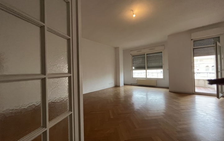 3 Pièces MARSEILLE (13001)  97 m2 1 200 € 