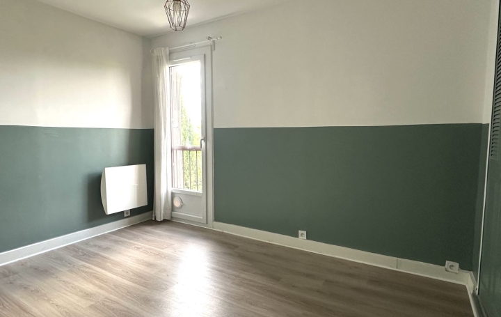 3 Pièces MARSEILLE (13011)  66 m2 950 € 