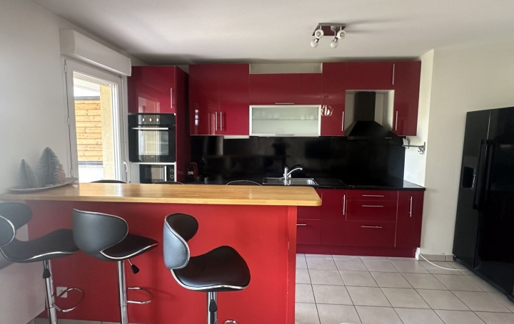 3 Pièces MARSEILLE (13011)  71 m2 1 250 € 