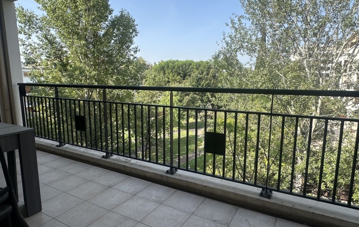3 Pièces MARSEILLE (13011)  71 m2 1 250 € 