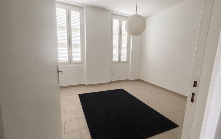 3 Pièces MARSEILLE (13012)  61 m2 1 030 € 