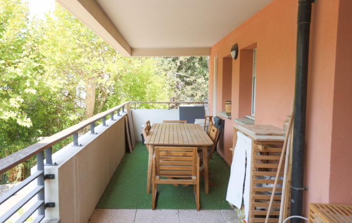 3 Pièces MARSEILLE (13012)  62 m2 1 300 € 