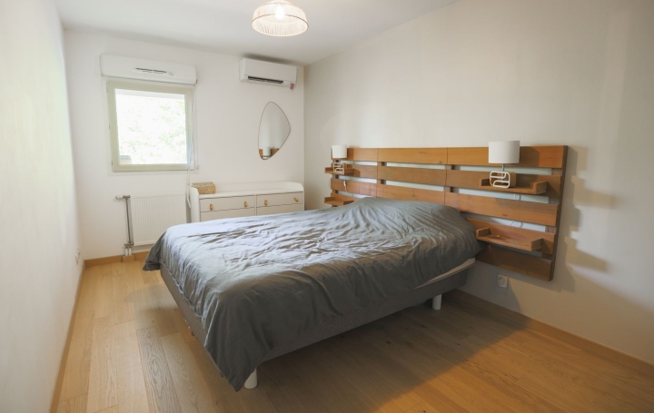 3 Pièces MARSEILLE (13012)  62 m2 1 300 € 