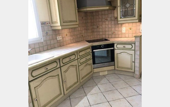 2 Pièces PLAN-DE-CUQUES (13380)  54 m2 800 € 