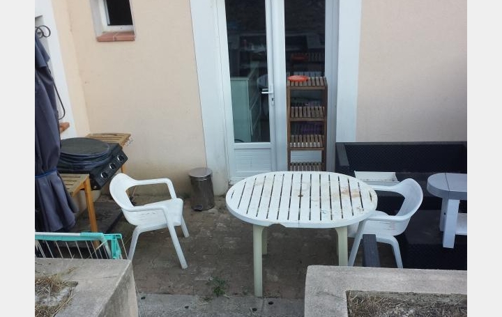 Réseau Immo-diffusion : Appartement P2  VELAUX  43 m2 770 € 