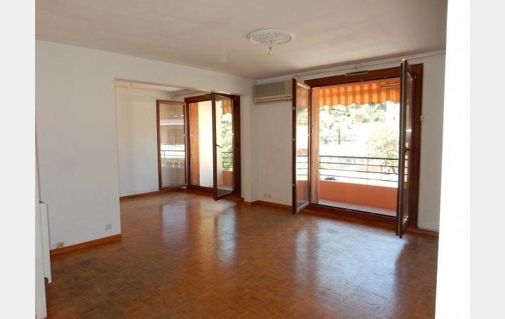 Réseau Immo-diffusion : Appartement P3  GARDANNE  65 m2 790 € 