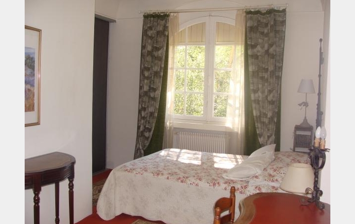 Réseau Immo-diffusion : Appartement P3  SAINT-JEAN-DE-CEYRARGUES  110 m2 1 050 € 