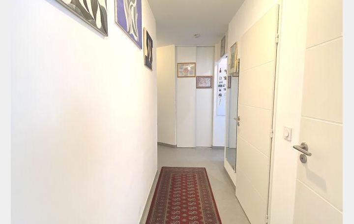 3 Pièces MARSEILLE (13004)  65 m2 221 000 € 