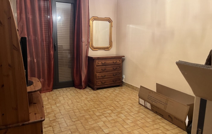 4 Pièces MARSEILLE (13012)  82 m2 250 000 € 