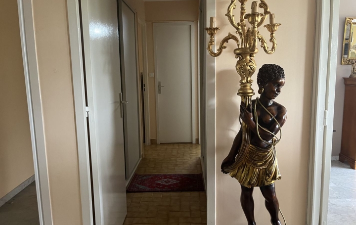 4 Pièces MARSEILLE (13012)  82 m2 250 000 € 