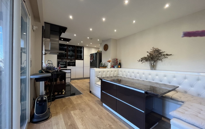 Maison MARSEILLE (13012)  142 m2 720 000 € 