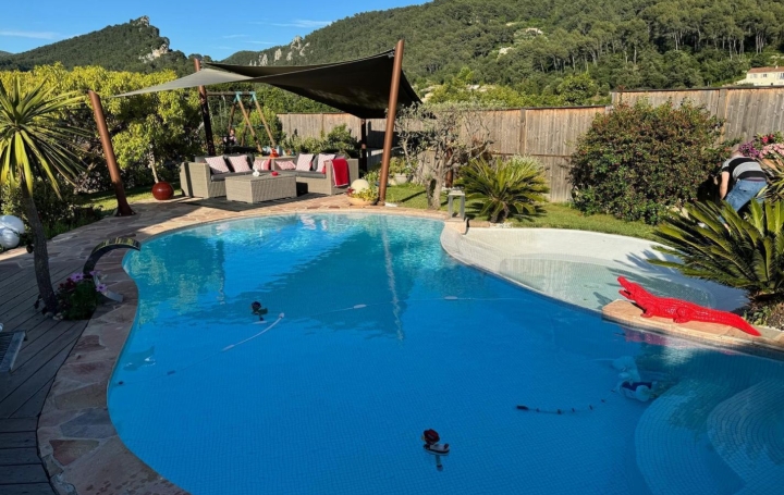 Villa EVENOS (83330)  110 m2 579 900 € 