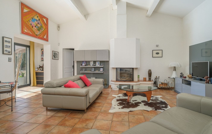 Maison MARSEILLE (13012)  200 m2 895 000 € 