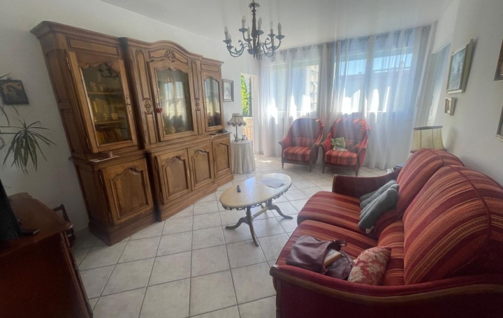 4 Pièces MARSEILLE (13015)  74 m2 139 500 € 