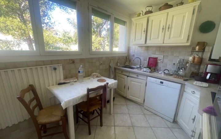 4 Pièces MARSEILLE (13015)  74 m2 139 500 € 
