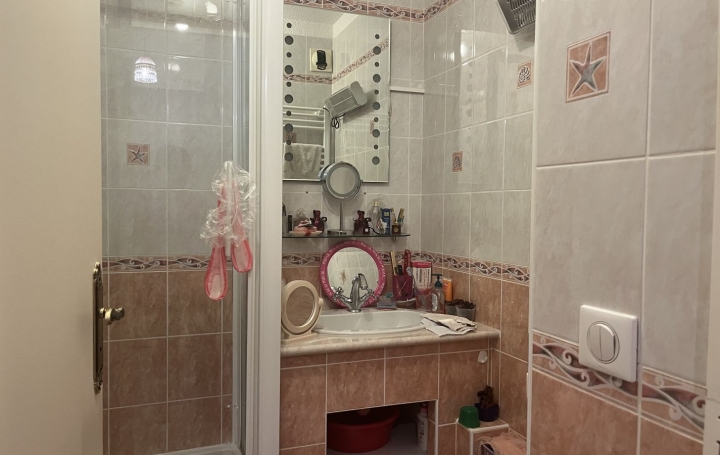 3 Pièces MARSEILLE (13012)  67 m2 330 000 € 