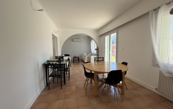 Maison MARSEILLE (13012)  105 m2 680 000 € 