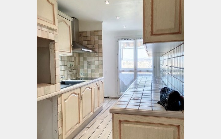 5 Pièces MARSEILLE (13011)  93 m2 299 000 € 