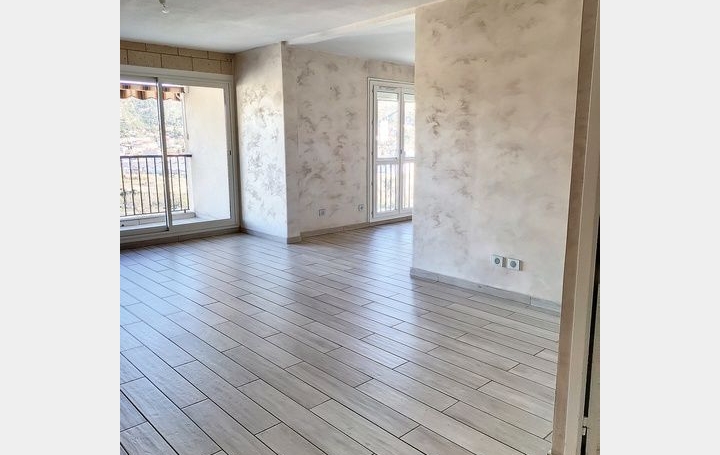 5 Pièces MARSEILLE (13011)  93 m2 299 000 € 