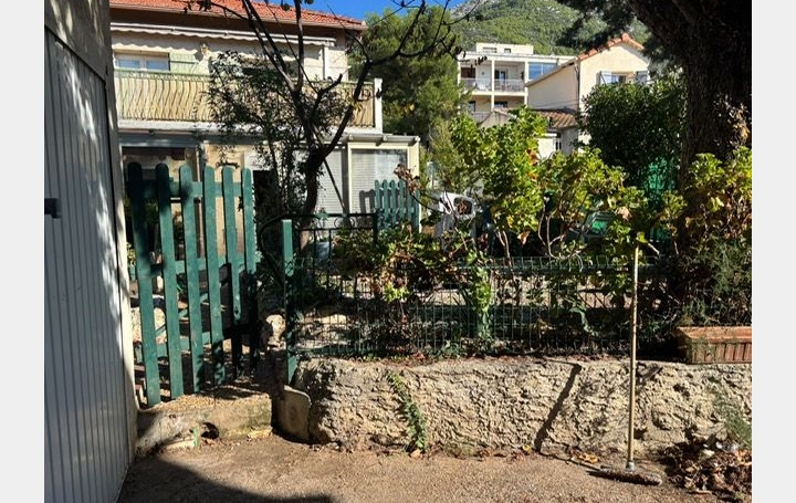 Maison TOULON (83000)  85 m2 343 000 € 