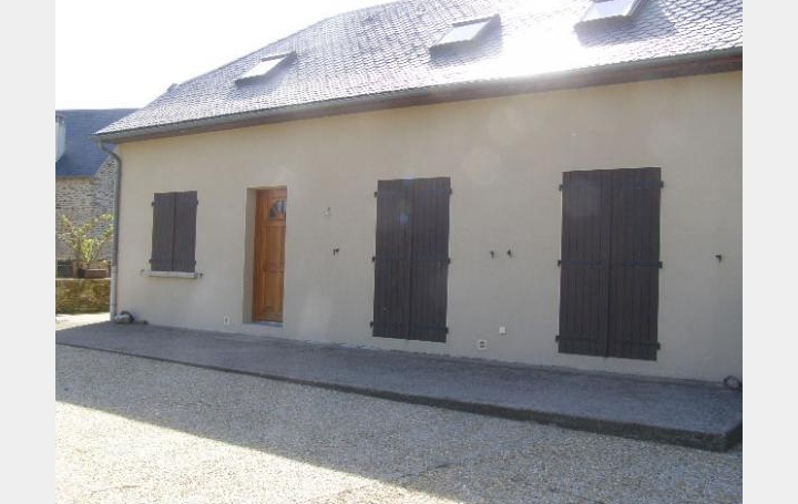 Réseau Immo-diffusion : Maison  ESTAING  70 m2 280 € 